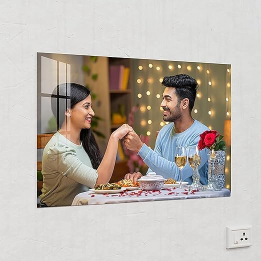 Customized Acrylic Photo Frame for Wall